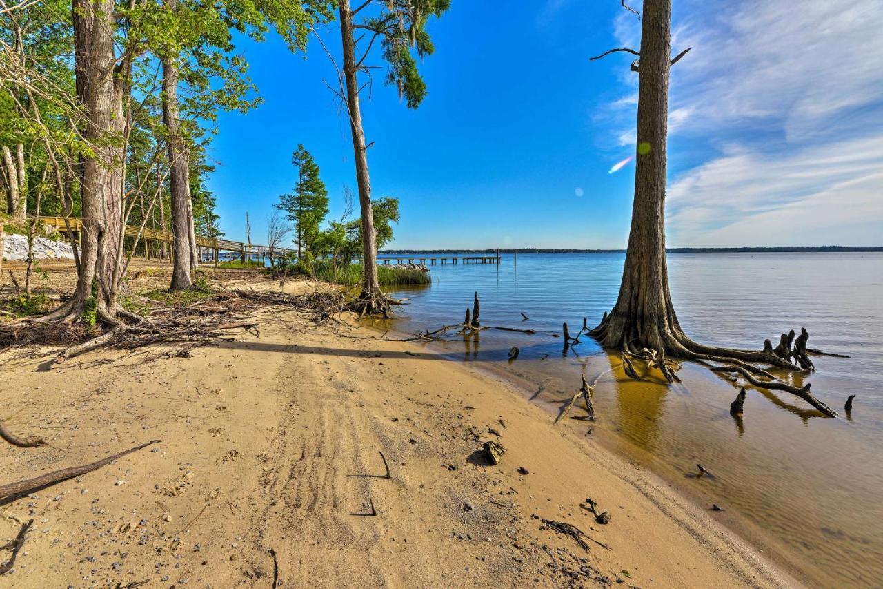 Bayfront Blounts Creek Home Private Beach And Dock! Whichard Beach المظهر الخارجي الصورة
