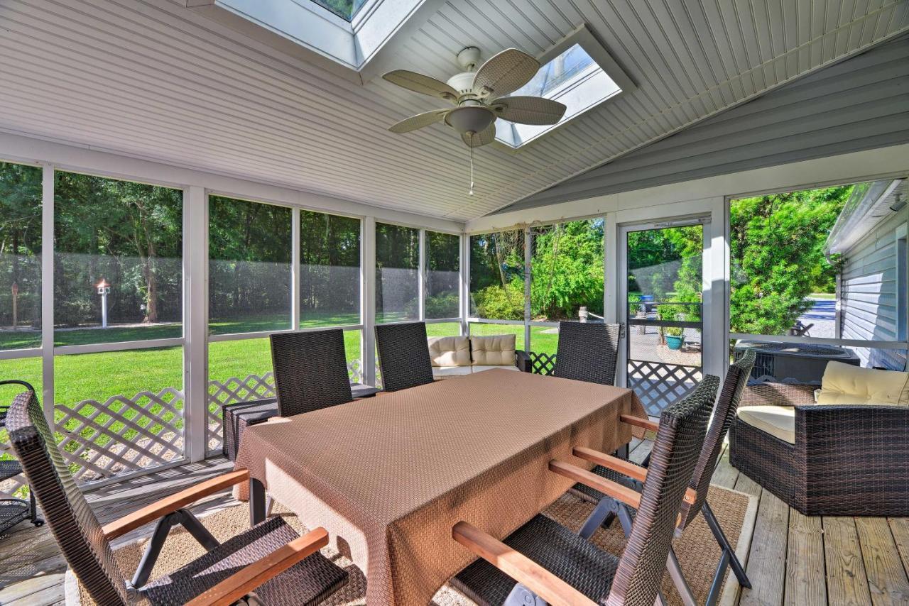 Bayfront Blounts Creek Home Private Beach And Dock! Whichard Beach المظهر الخارجي الصورة